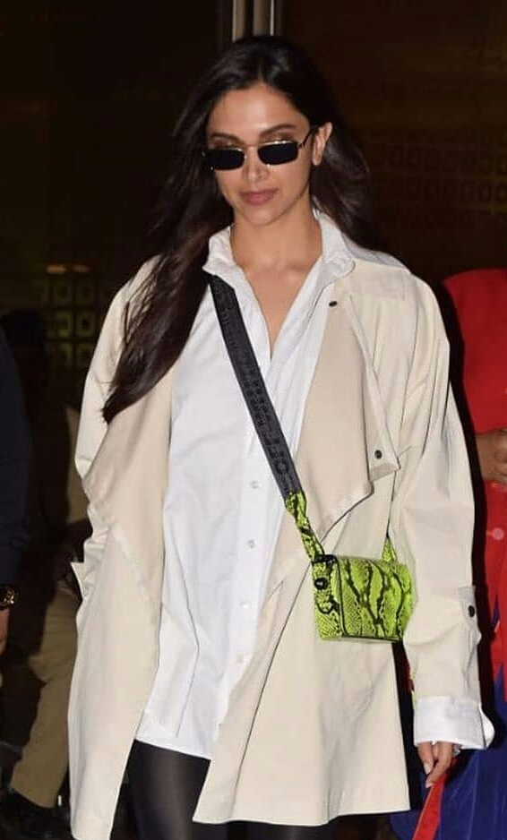 Deepika Padukone In A Free Hair And Casual Dress Look At Airport