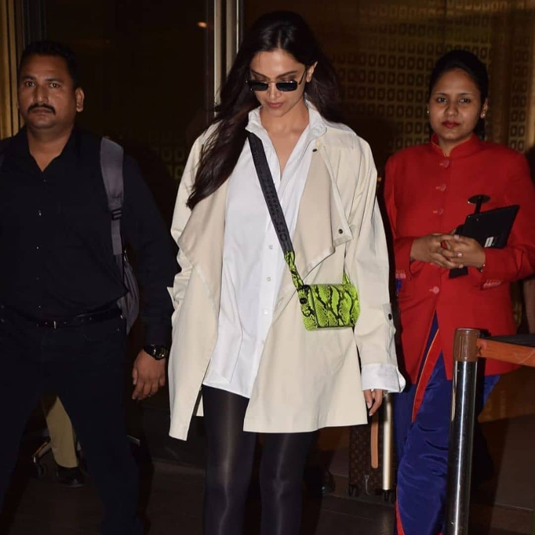 Deepika Padukone In A Free Hair And Casual Dress Look At Airport