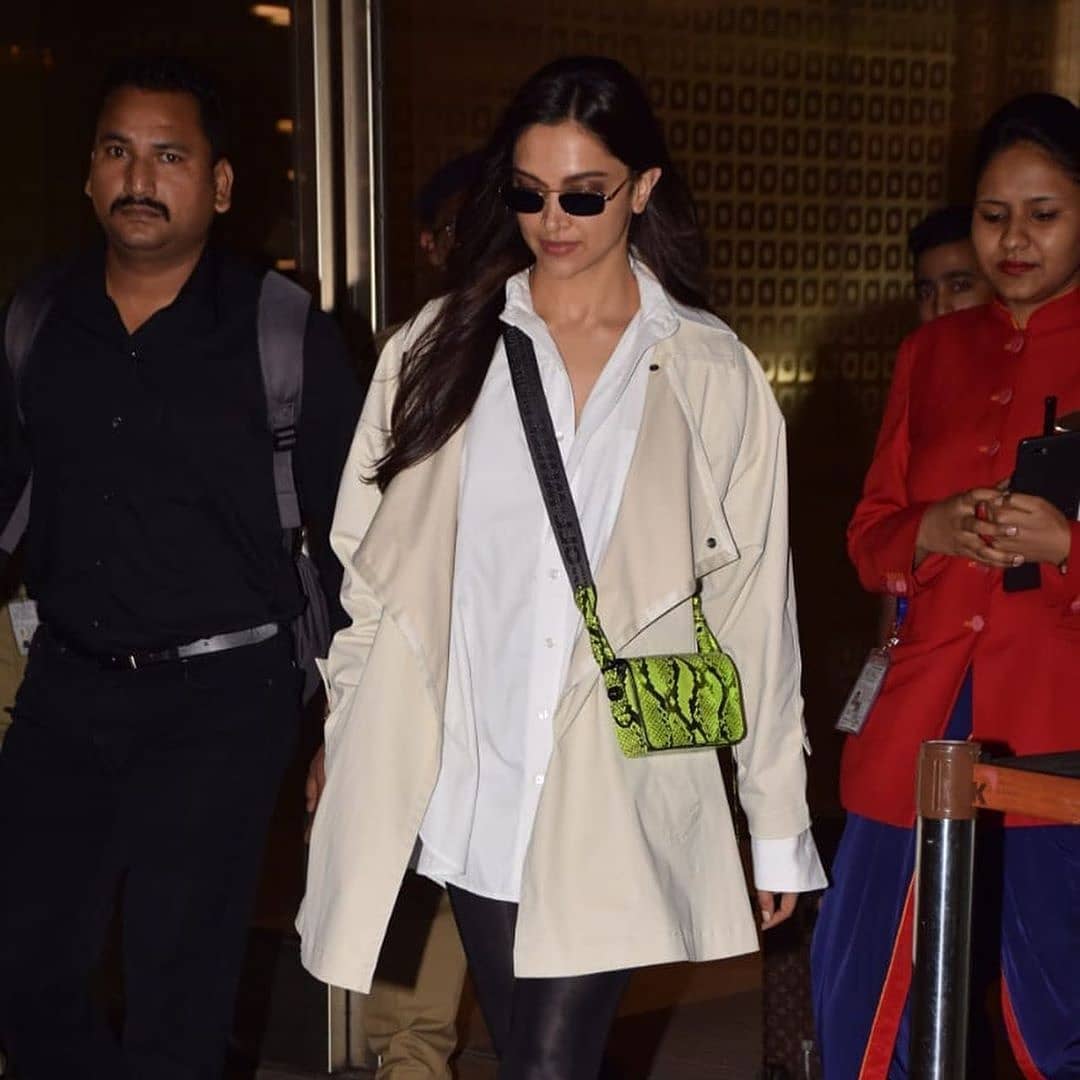 Deepika Padukone In A Free Hair And Casual Dress Look At Airport