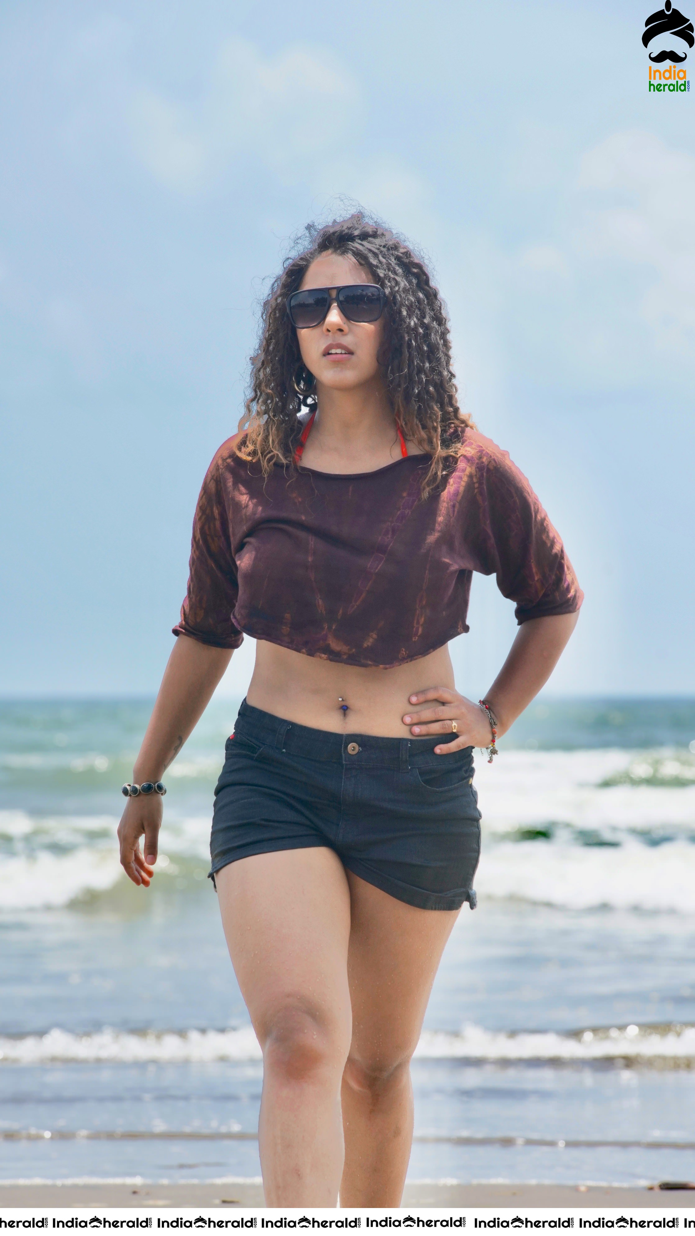 Deviyani Sharma Sizzling Hot New Photoshoot Set 1