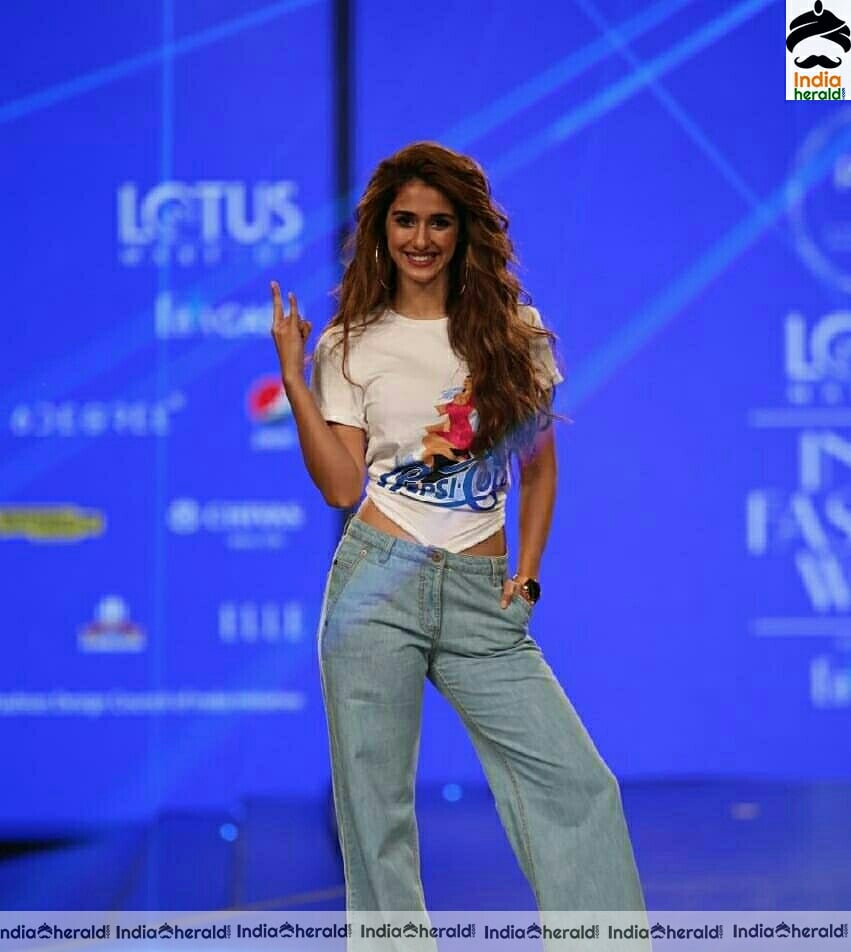 Disha Patani At Lotus Make up India Fasion Week 2019