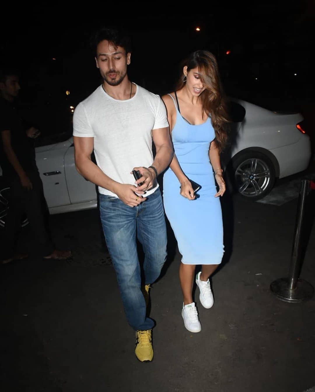 Disha patani Hot In A Tight Sleeveless Frock With Her Boy Friend Tiger Shroff