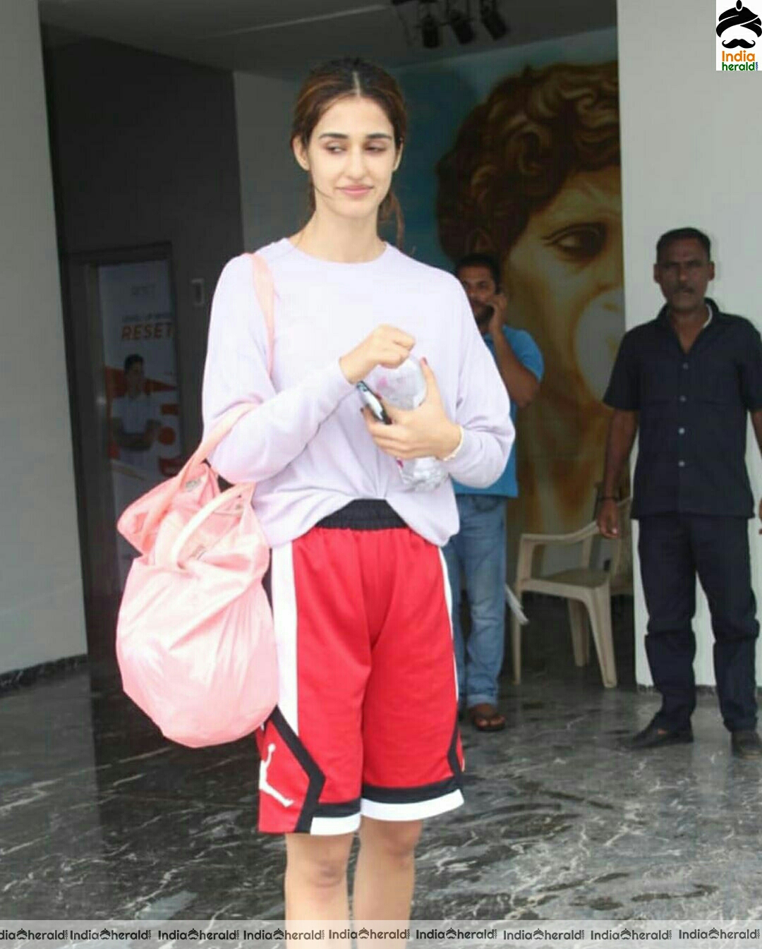 Disha Patni Spotted In Casual Dress At Bandra