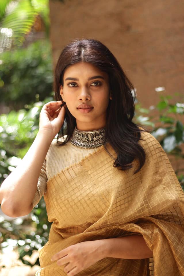 Dushara Latest Photo Shoot Stills