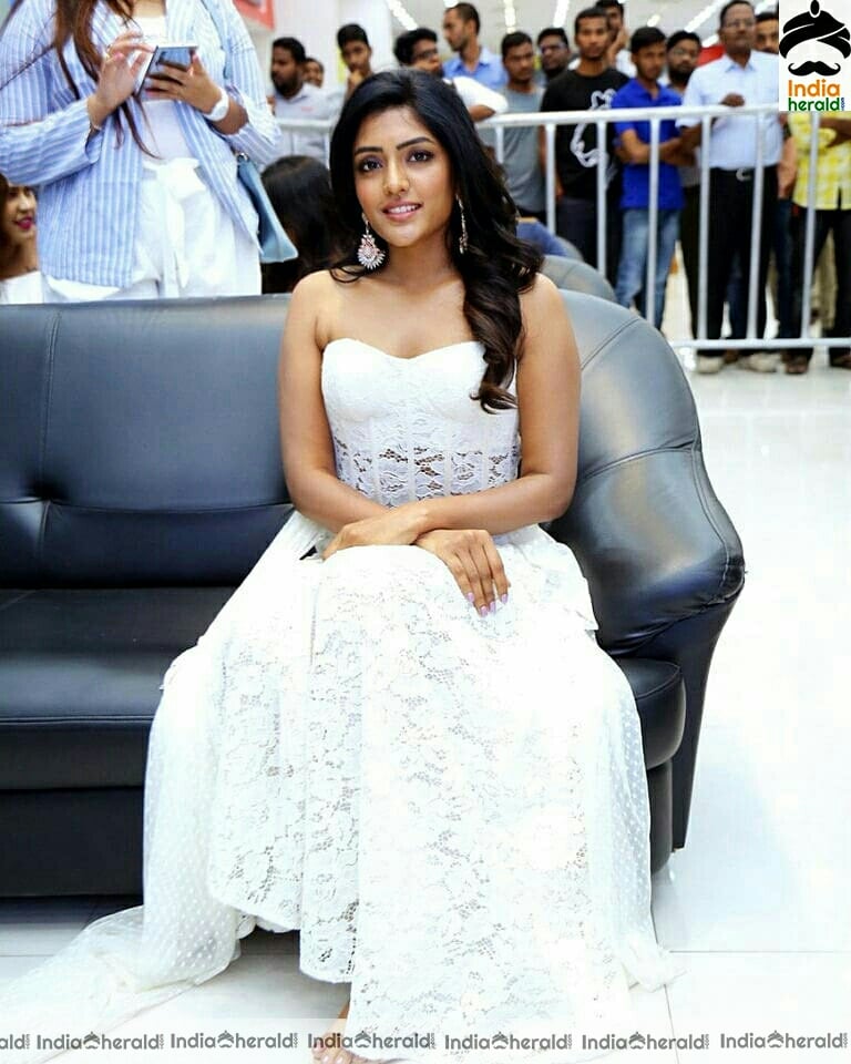 Dusky beauty Eesha Rebba flaunts her cleavage at Samsung S20 launch