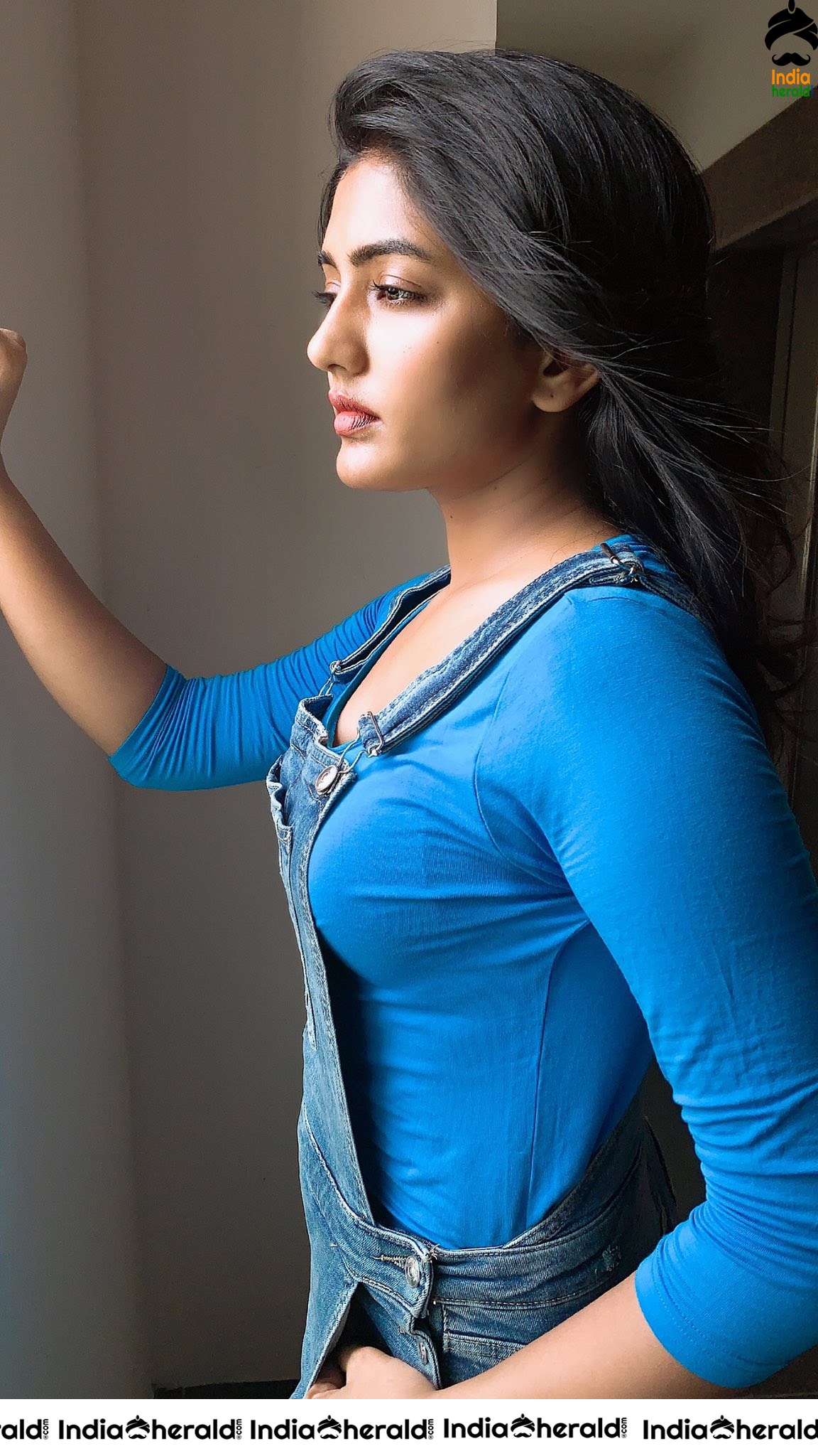 Eesha Rebba Cute Latest Mesmerizing Photos
