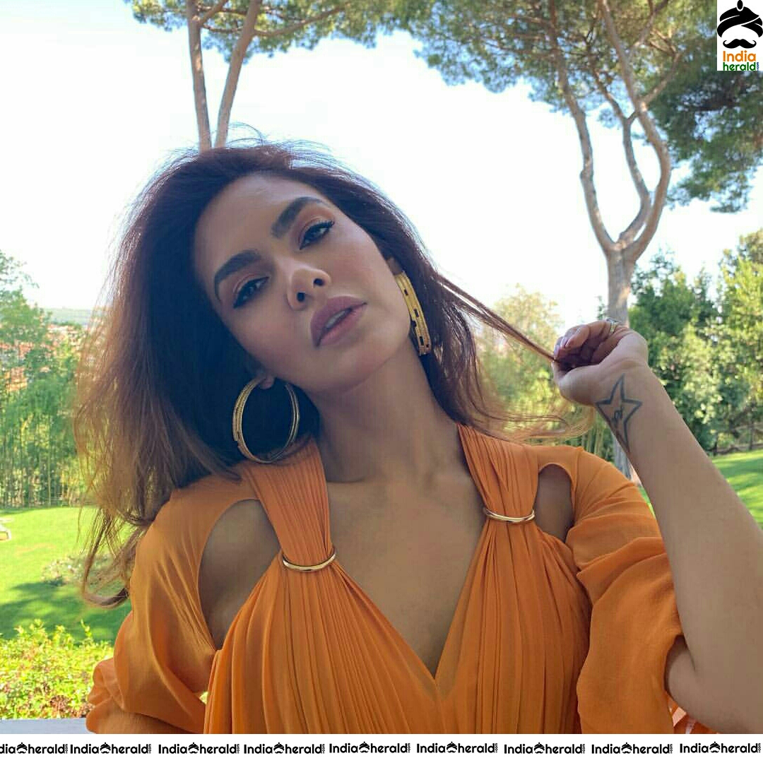 Egupta Delightful In Orange Colour Dress