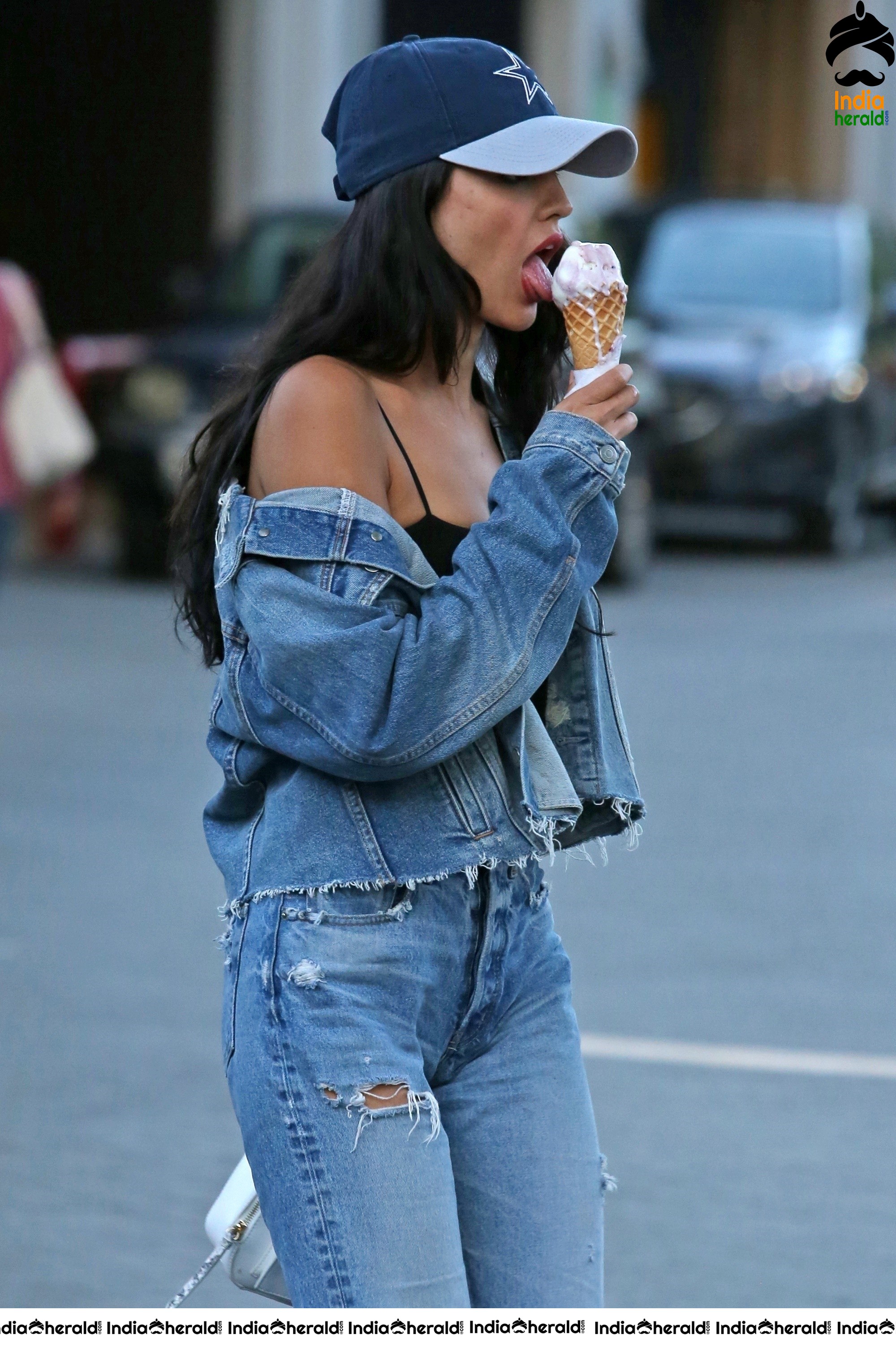 Eiza Gonzalez shows her Sexy Midriff with a Softie Ice Creat at Vancouver Set 2