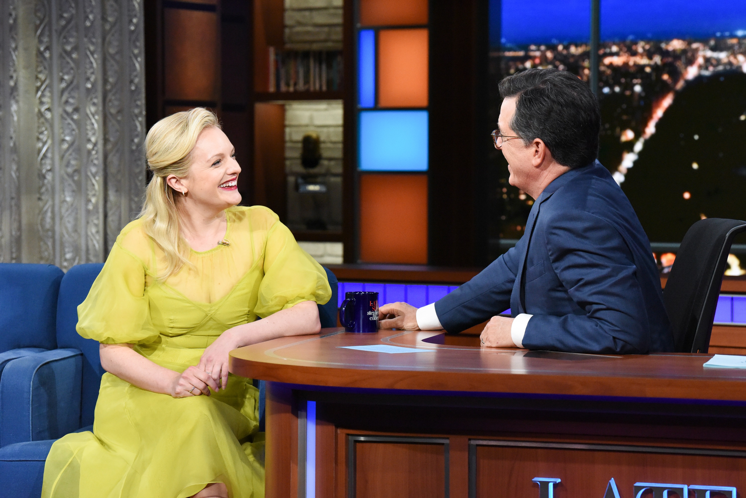 Elisabeth Moss At The Late Show With Stephen Colbert