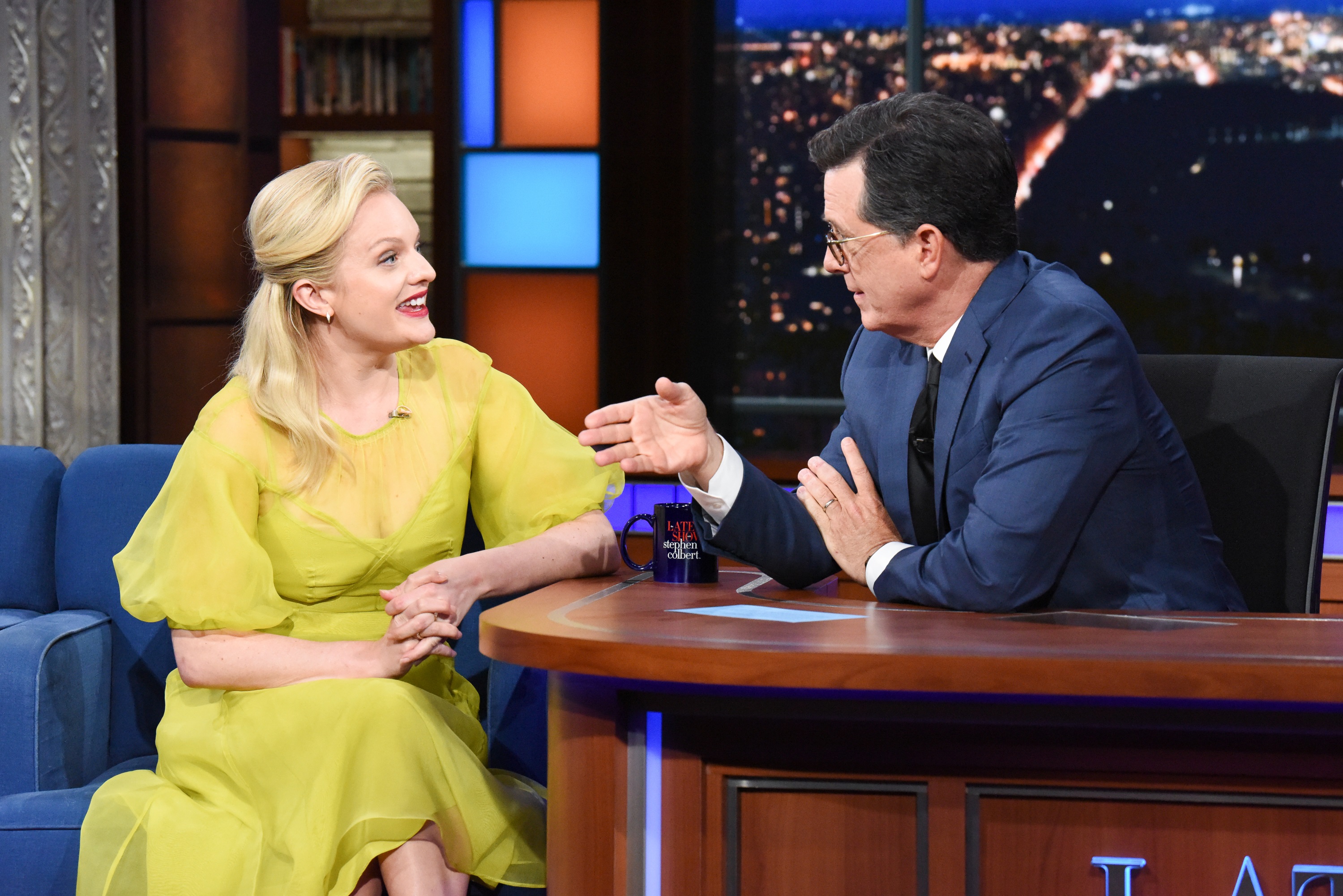 Elisabeth Moss At The Late Show With Stephen Colbert