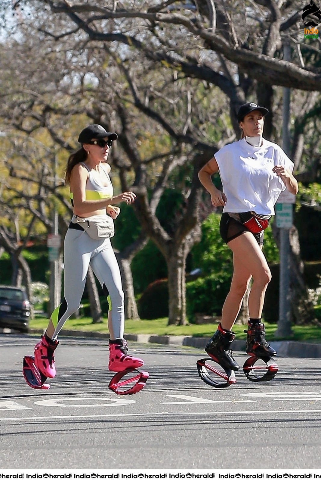 Elisabetta Canalis wear corona masks and does work out while wearing Kangaroo Jumps in Los Angeles