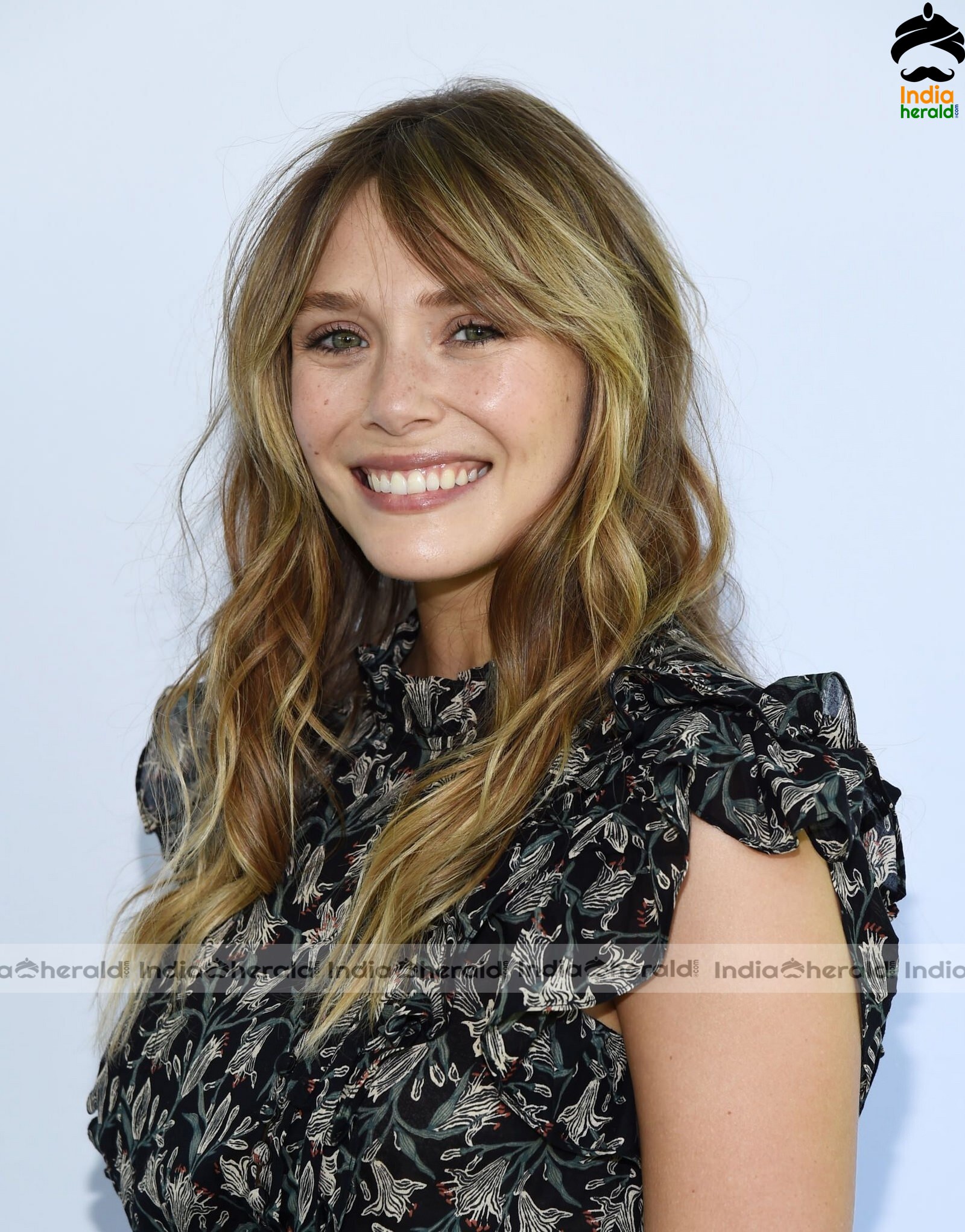 Elizabeth Olsen Attends The Rape Foundation 2019 Annual Brunch Set 1