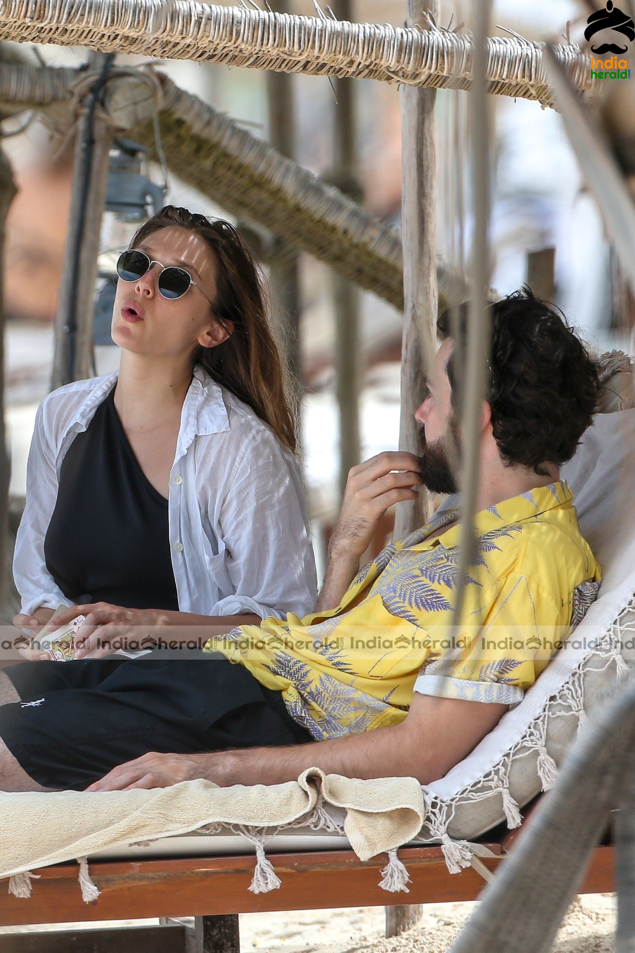 Elizabeth Olsen with her Boyfriend at a Beach in Mexico Set 1