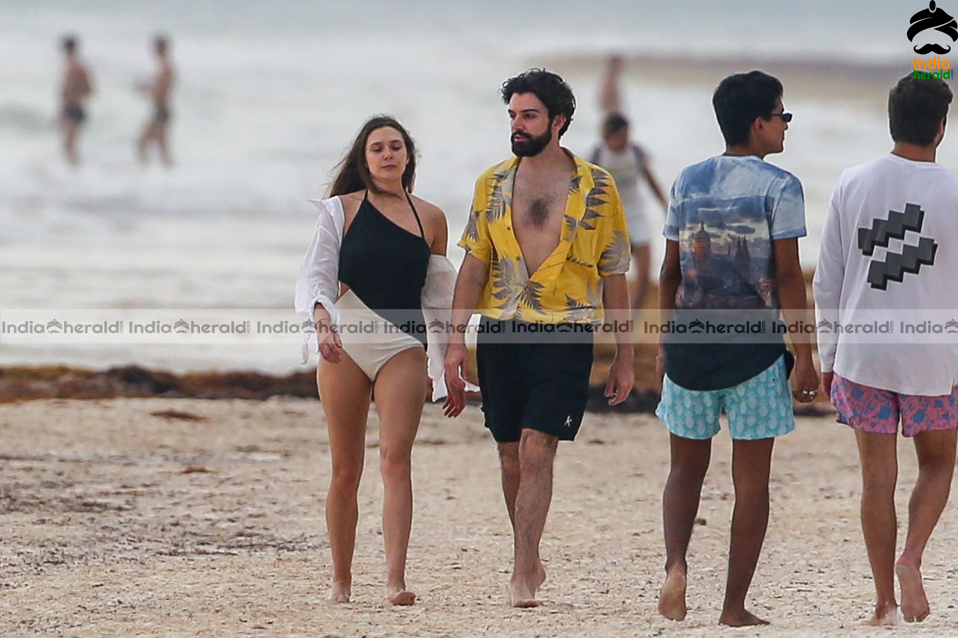 Elizabeth Olsen with her Boyfriend at a Beach in Mexico Set 3