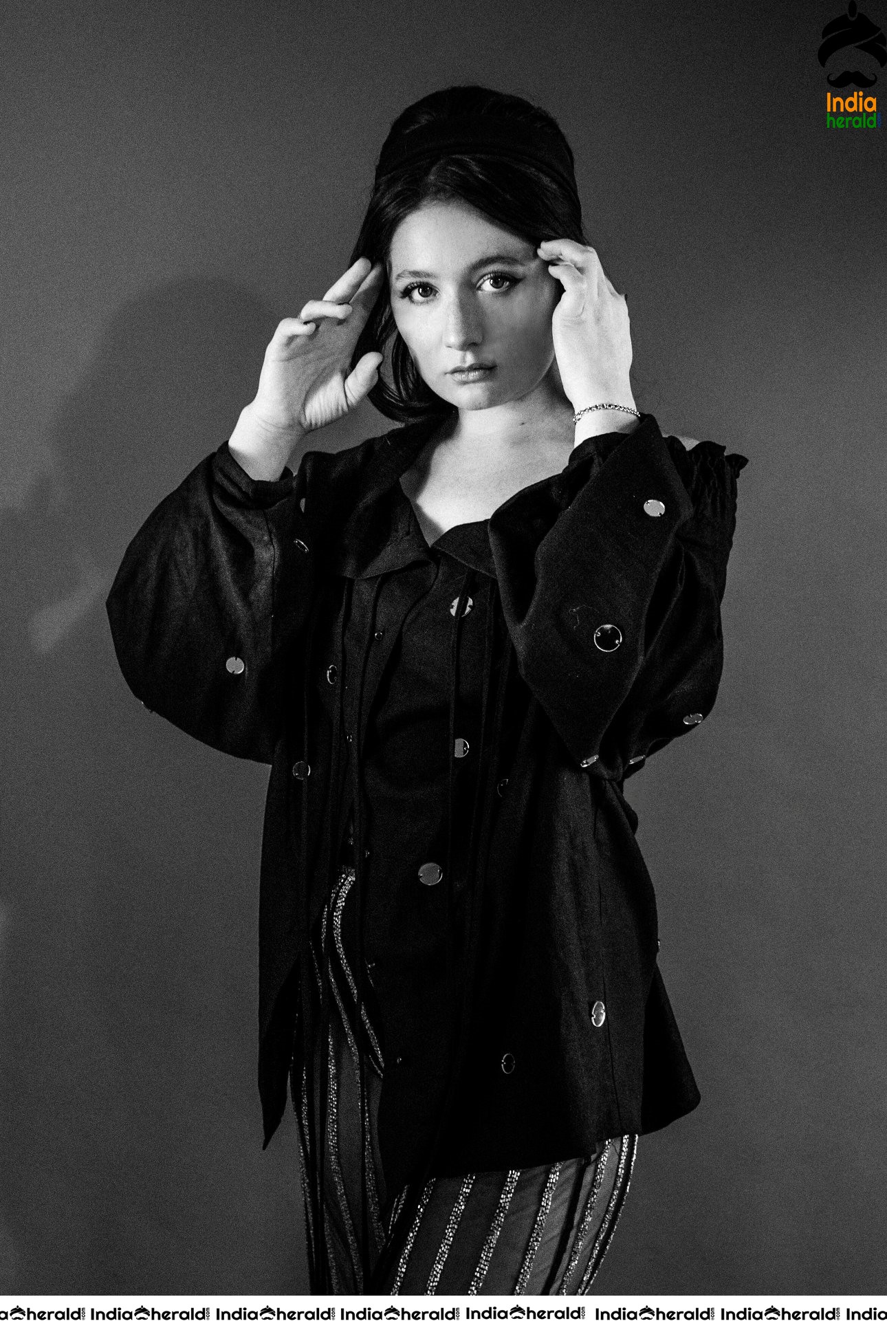 Emma Kenney Looking Hot for Samantha Annis photoshoot