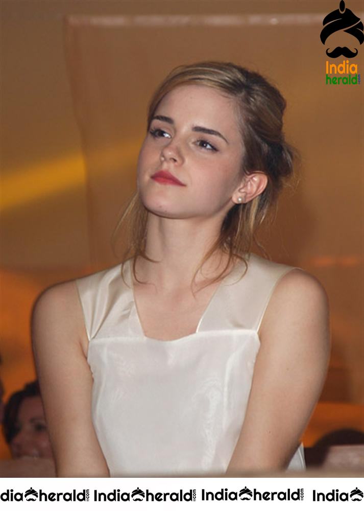 Emma Watson at Cartier International Polo in Windsor Set 1