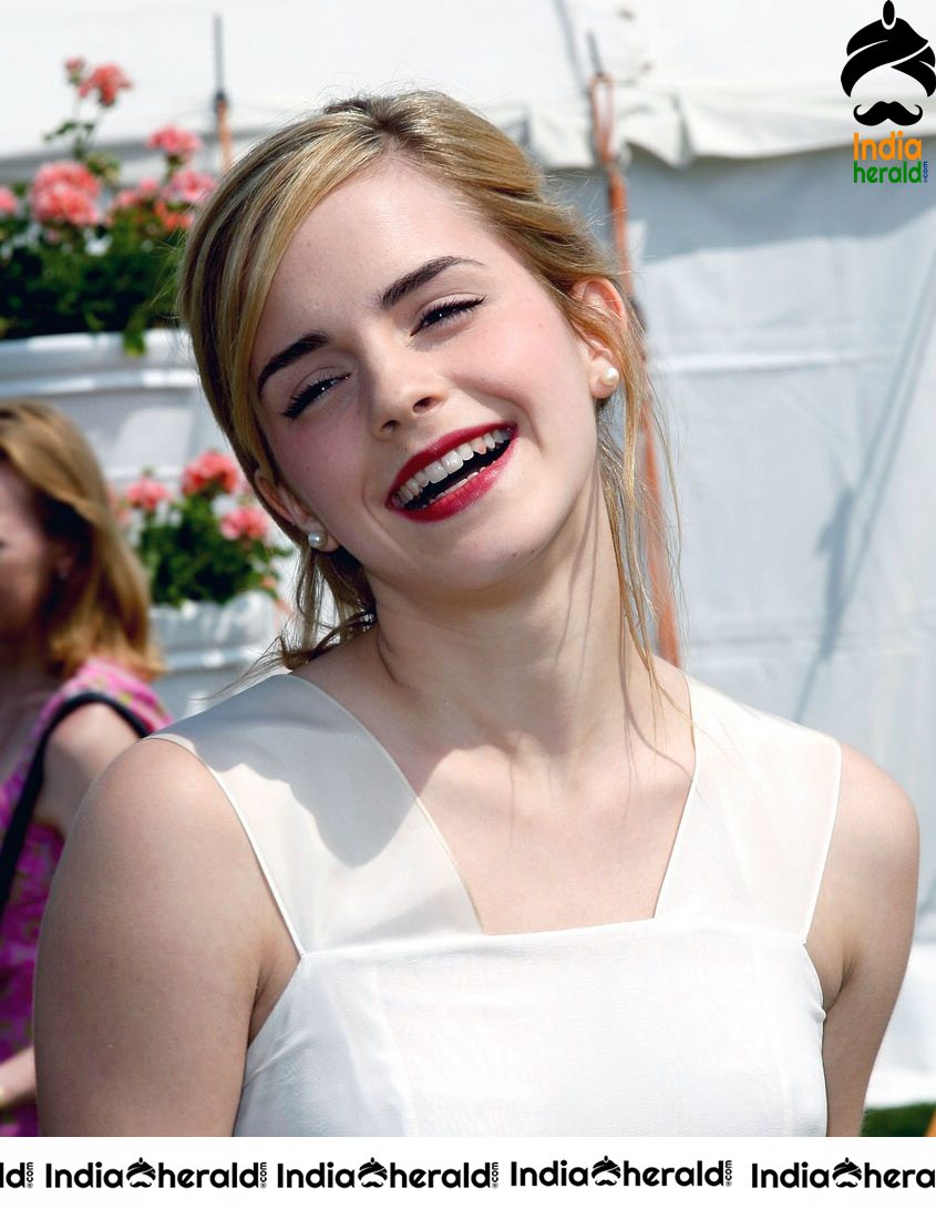 Emma Watson at Cartier International Polo in Windsor Set 3