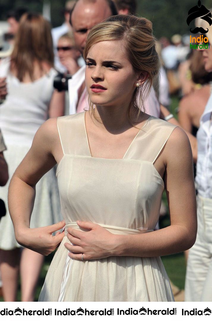 Emma Watson at Cartier International Polo in Windsor Set 4