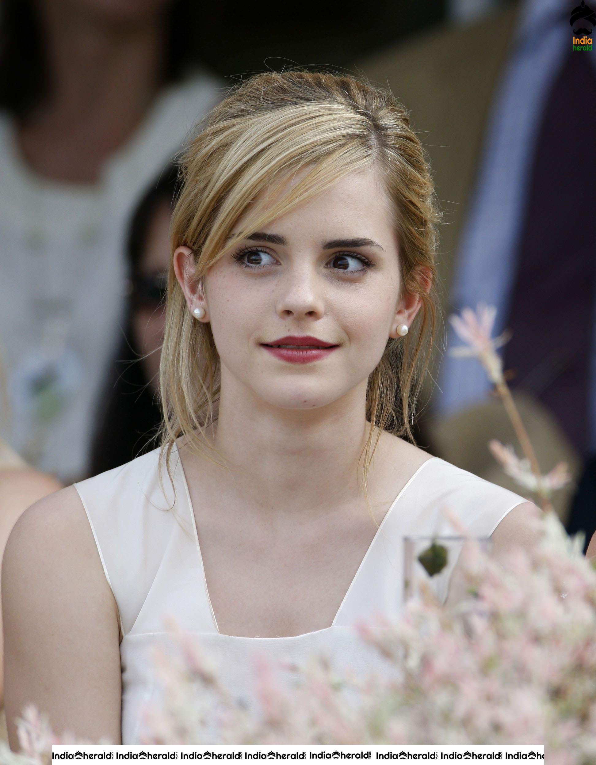 Emma Watson at Cartier International Polo in Windsor Set 4