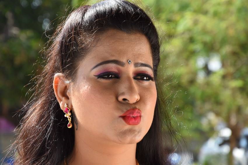 Enakku Innum Kalyanam Agala Tamil Movie Hot Photos Set 2