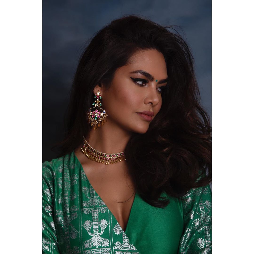 Esha Egupta Is Looking Hot And Sexy In Green Colour Dress
