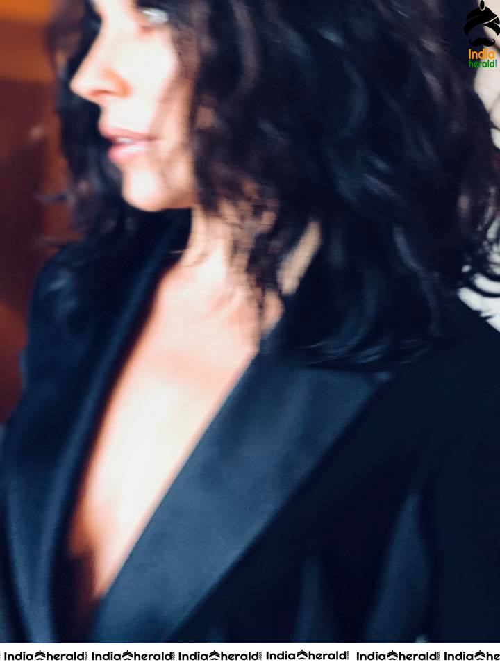 Evangeline Lilly Hot and Cute Photos Compilation Set 1