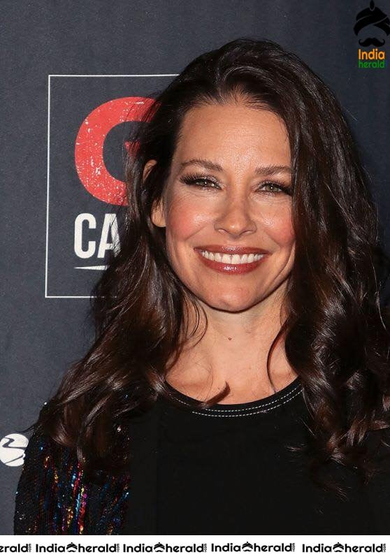 Evangeline Lilly Hot and Cute Photos Compilation Set 3