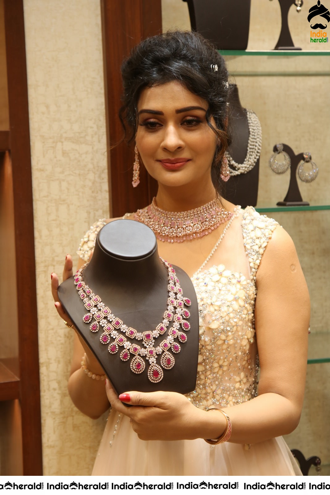Fashion Jewellery Launch by Payal Rajput Set 6