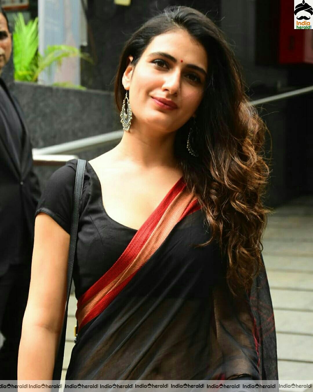 Fatima Sana Sheikh hot in Transparent Saree