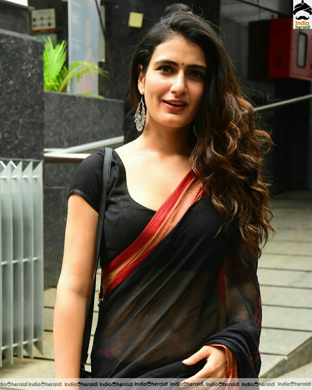 Fatima Sana Sheikh hot in Transparent Saree