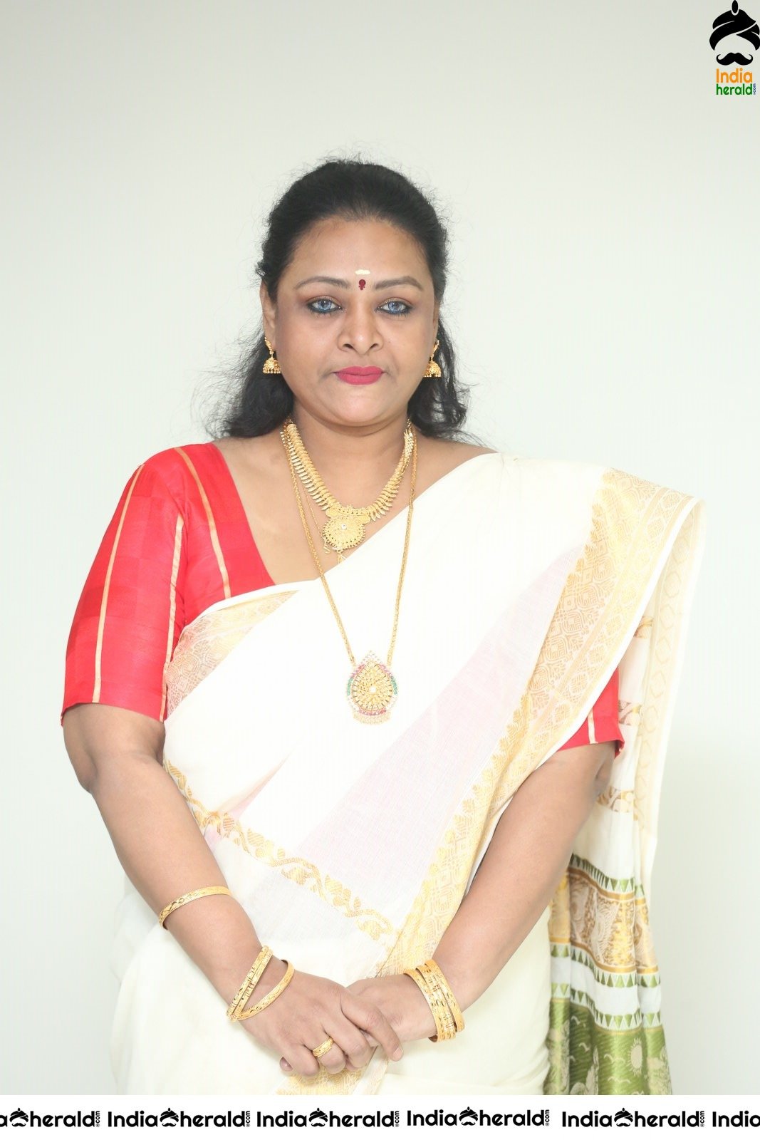 Former Mallu Porn Star Shakeela Stills Set 1