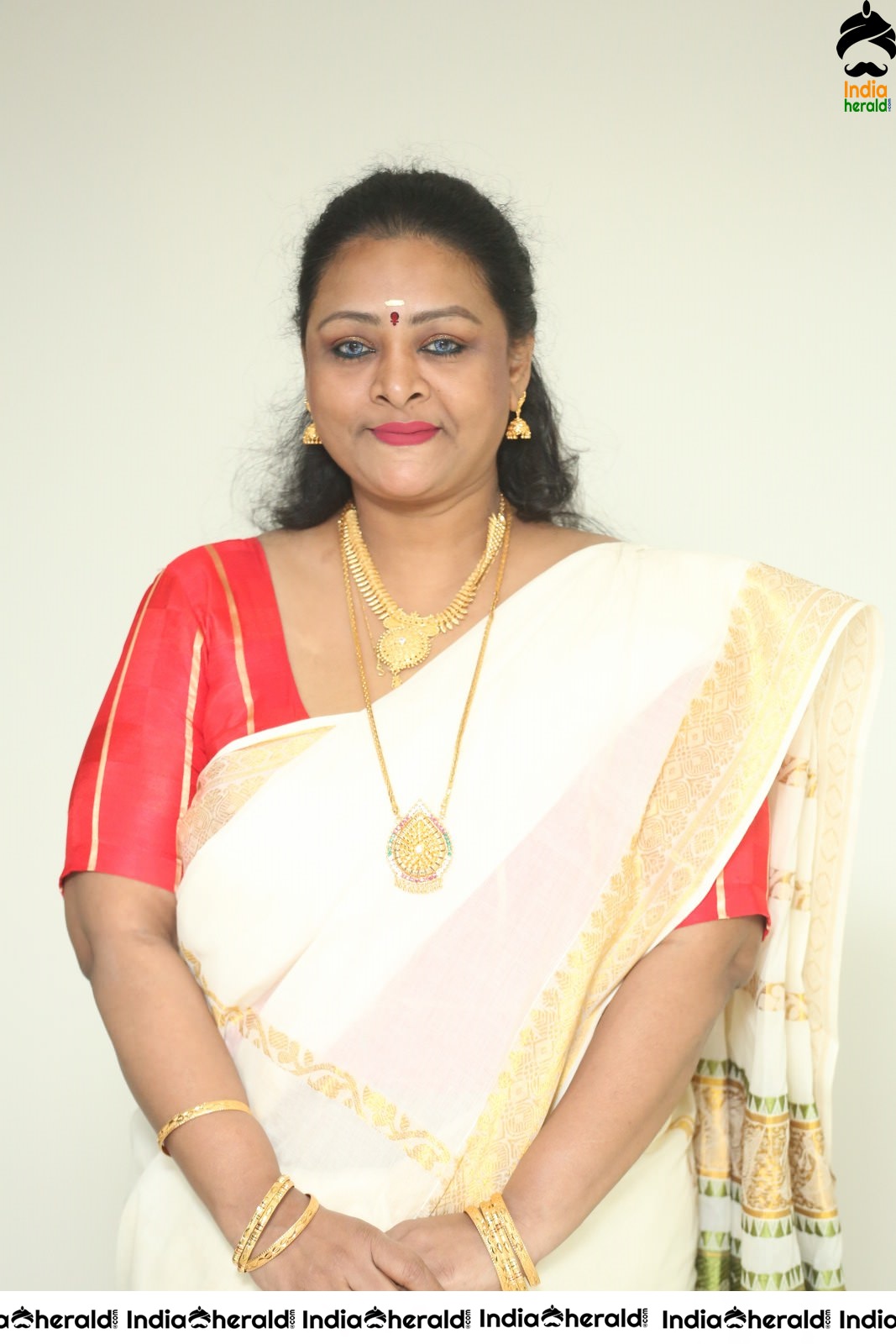 Former Mallu Porn Star Shakeela Stills Set 1