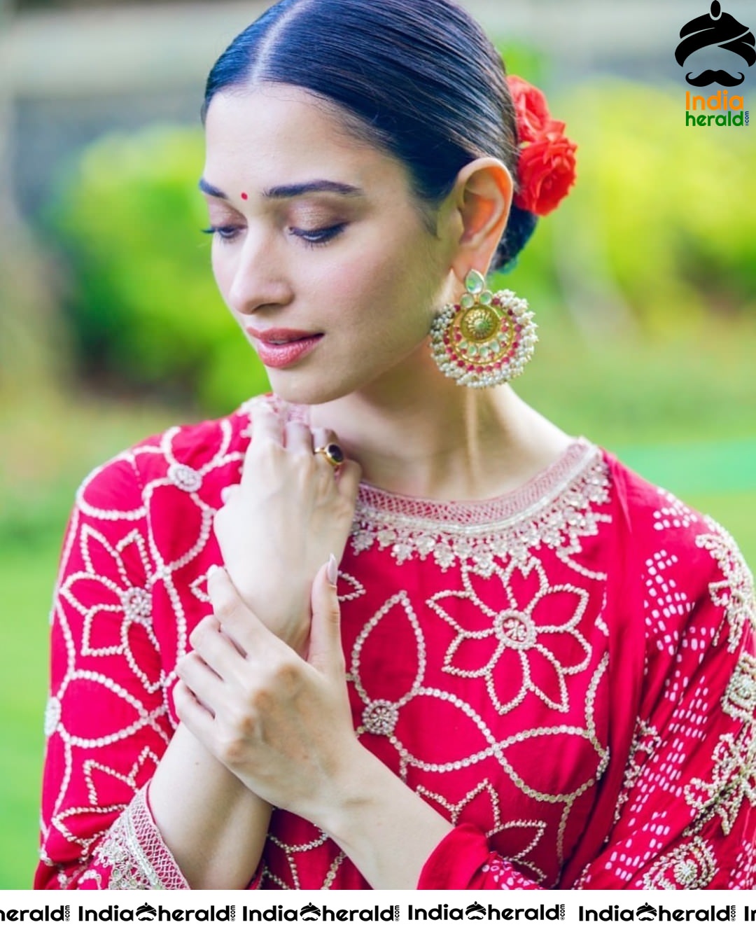 Fully Covered yet Fully Seductive Photos of Tamannaah