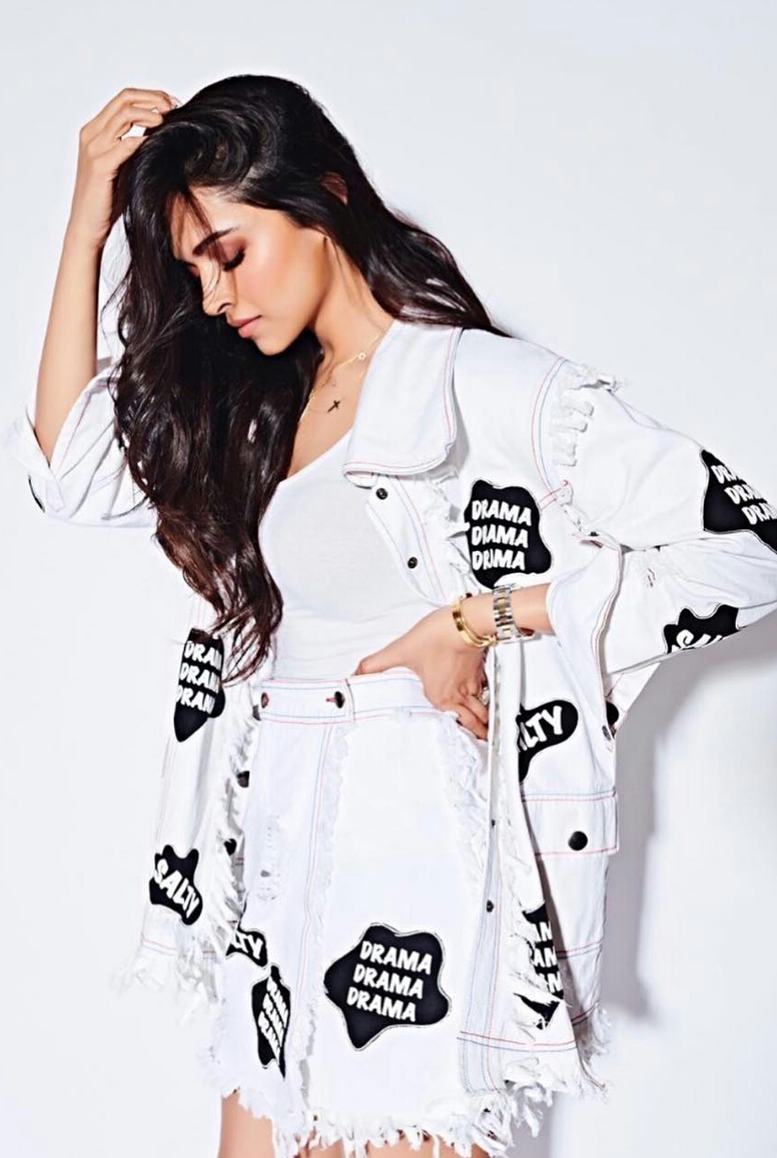 Funky Deepika Padukone Hot Photos