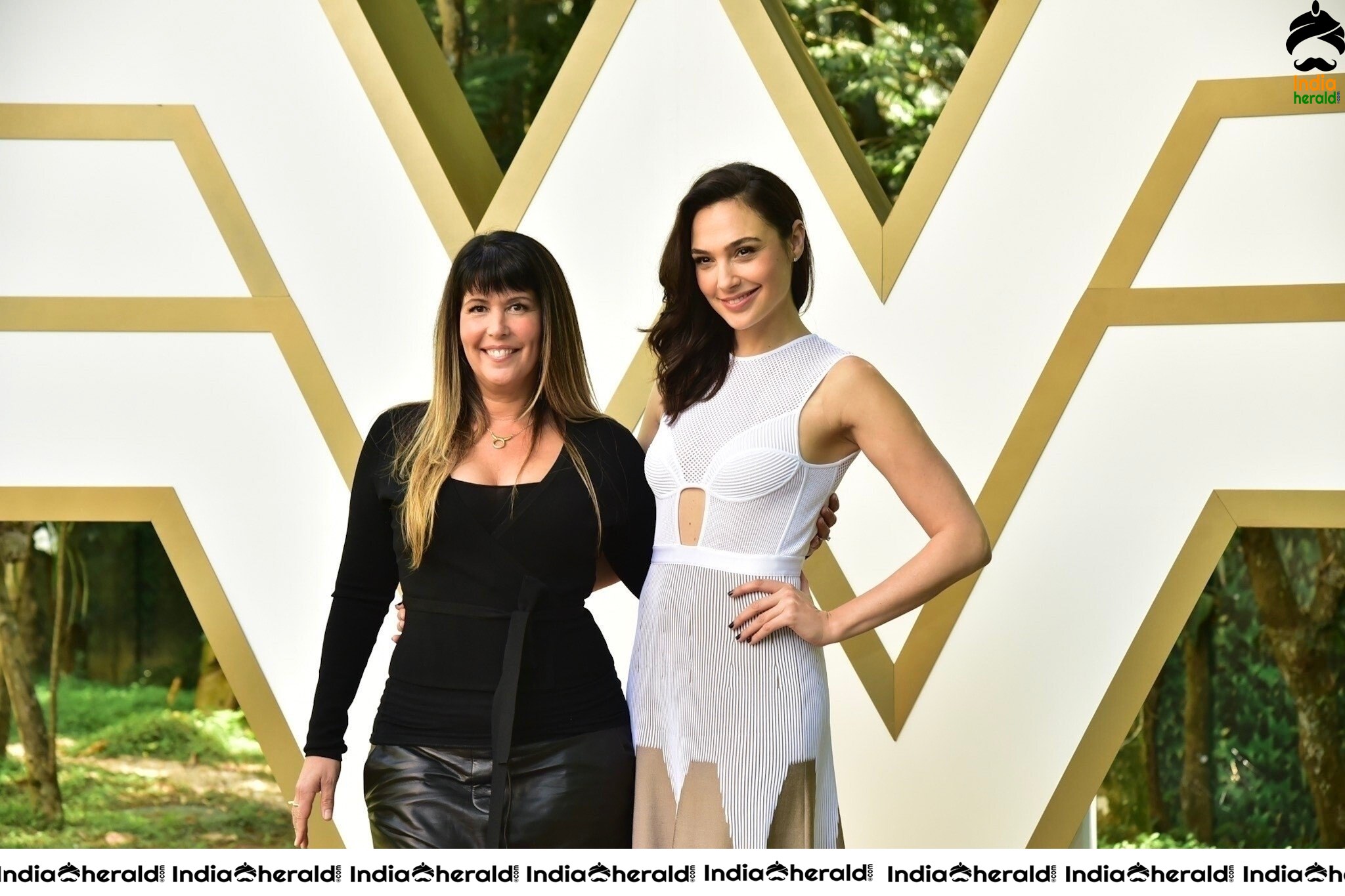 Gal Gadot at Wonder Woman 84 Photocall in Sao Paulo Brazil Set 1