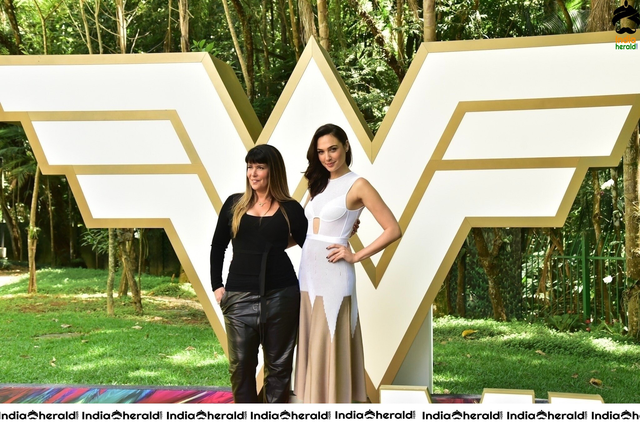 Gal Gadot at Wonder Woman 84 Photocall in Sao Paulo Brazil Set 2