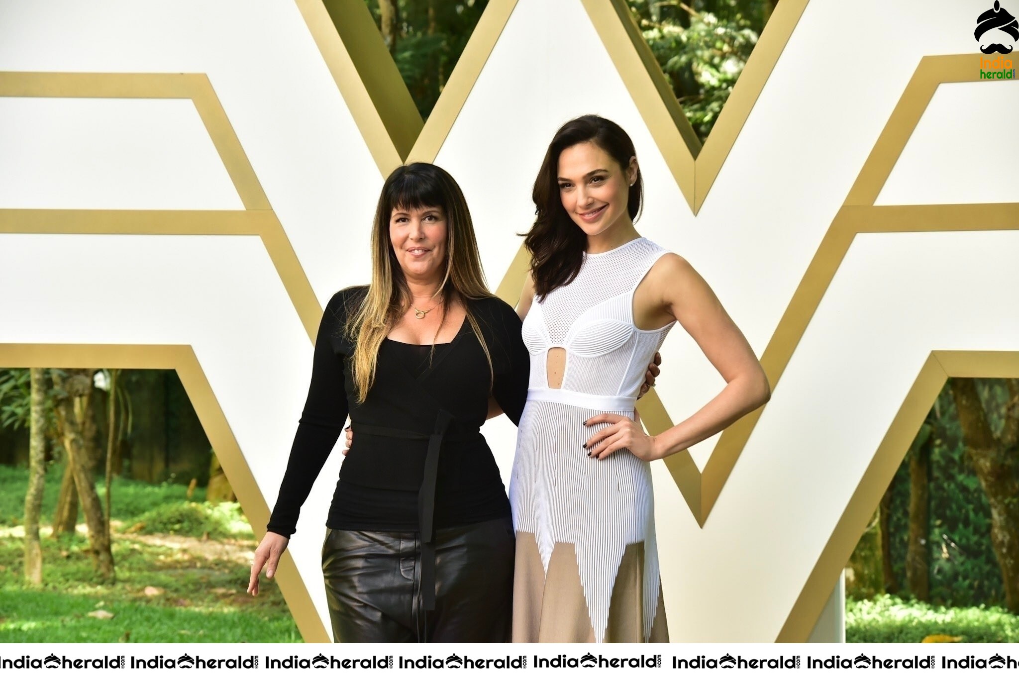 Gal Gadot at Wonder Woman 84 Photocall in Sao Paulo Brazil Set 2