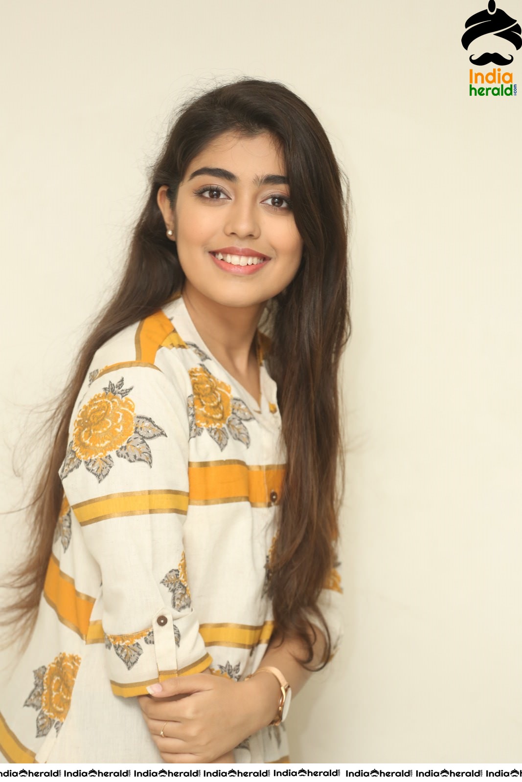 Gargeyi Yellapragada Hot Interview Stills Set 3