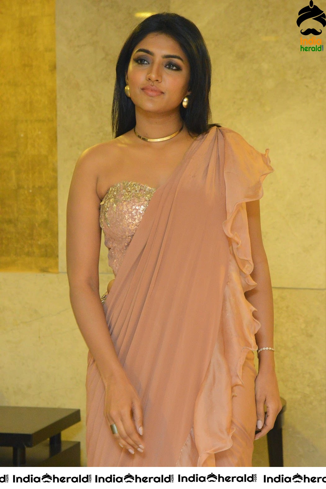 Golden Girl Eesha Rebba Latest Stills Set 1