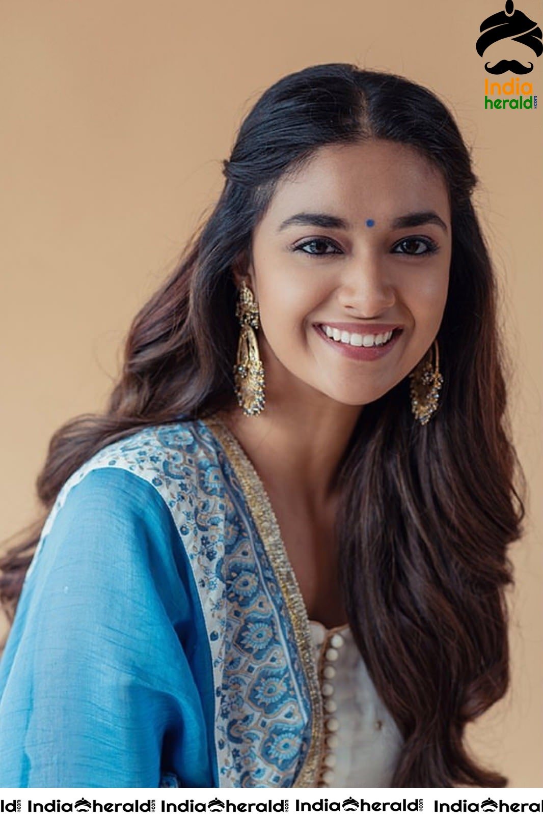 Gorgeous and Elegant Keerthy Suresh new Slim look for her Bollywood Debut Movie