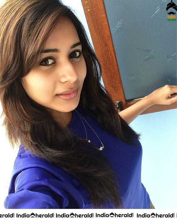 Gorgeous Hot Beauty Suza Kumar Photos compilation Set 1