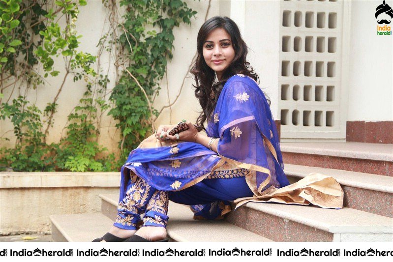 Gorgeous Hot Beauty Suza Kumar Photos compilation Set 1