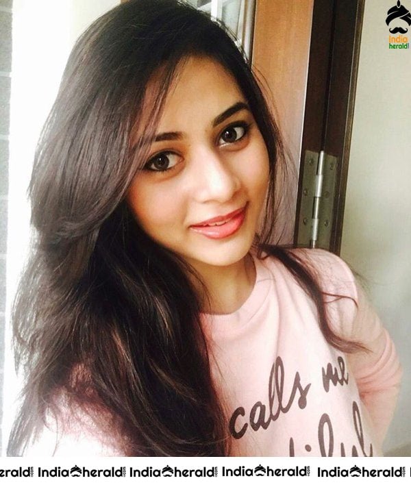 Gorgeous Hot Beauty Suza Kumar Photos compilation Set 1