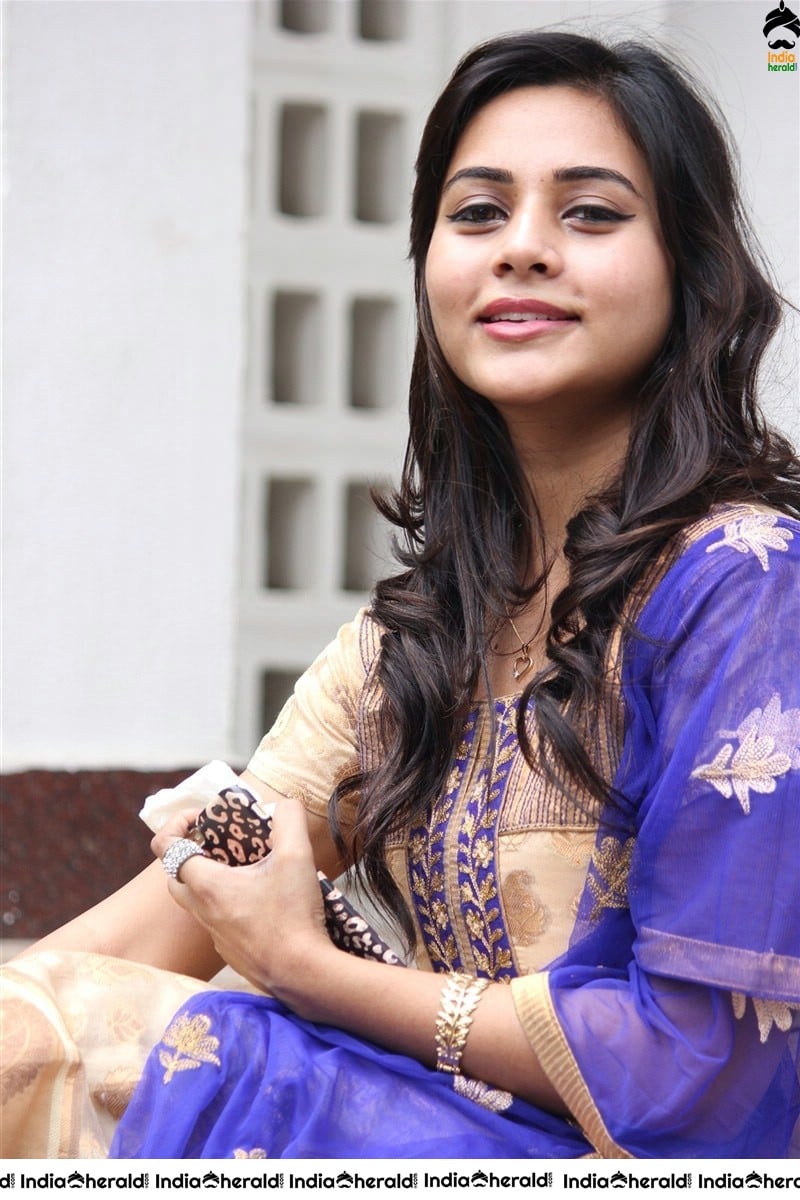 Gorgeous Hot Beauty Suza Kumar Photos compilation Set 2