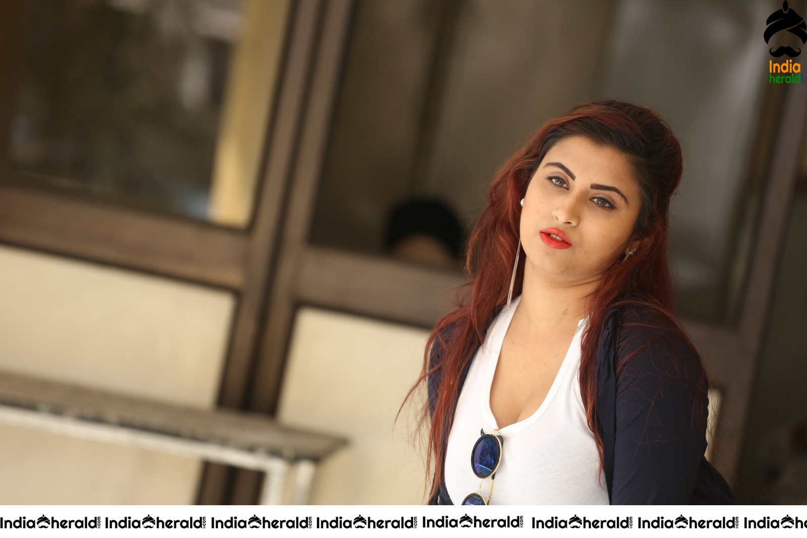 Gunjan Aras Latest Sizzling Clicks Set 1