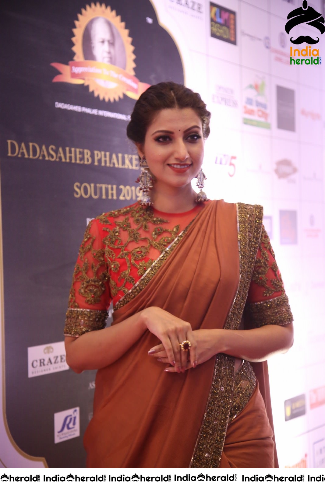 Hamsa Nandini At Dada Saheb Phalke Award 2019