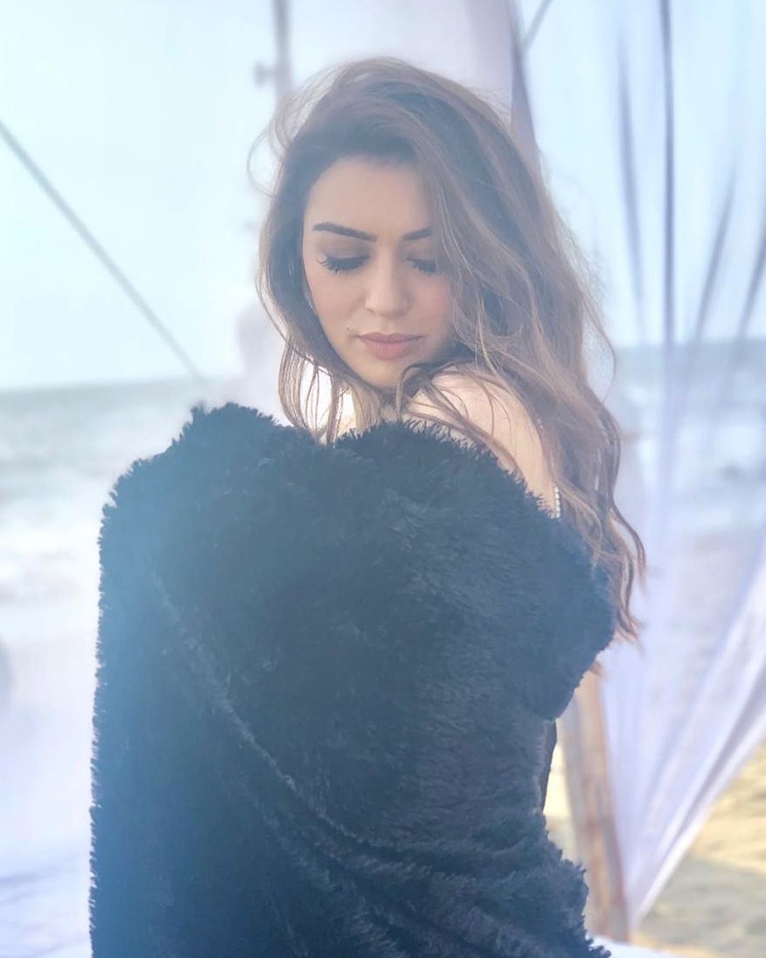 Hansika Enjoying Her Vacation In Cold Climate