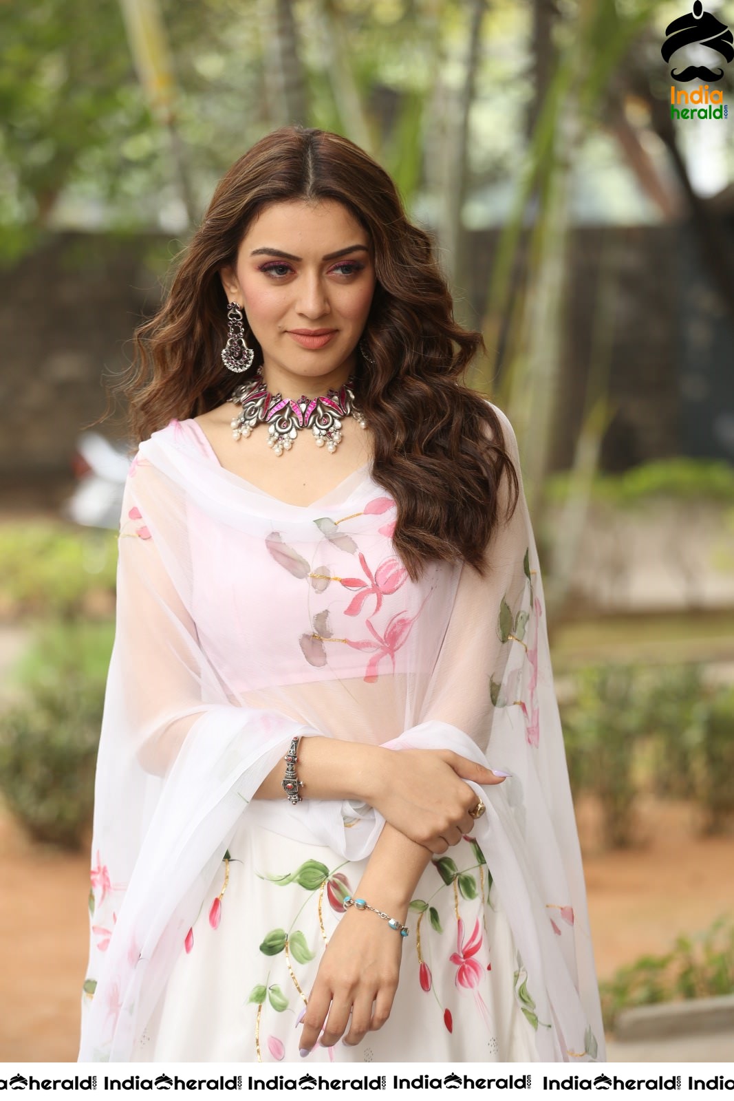 Hansika Looking Angelic in White Set 2