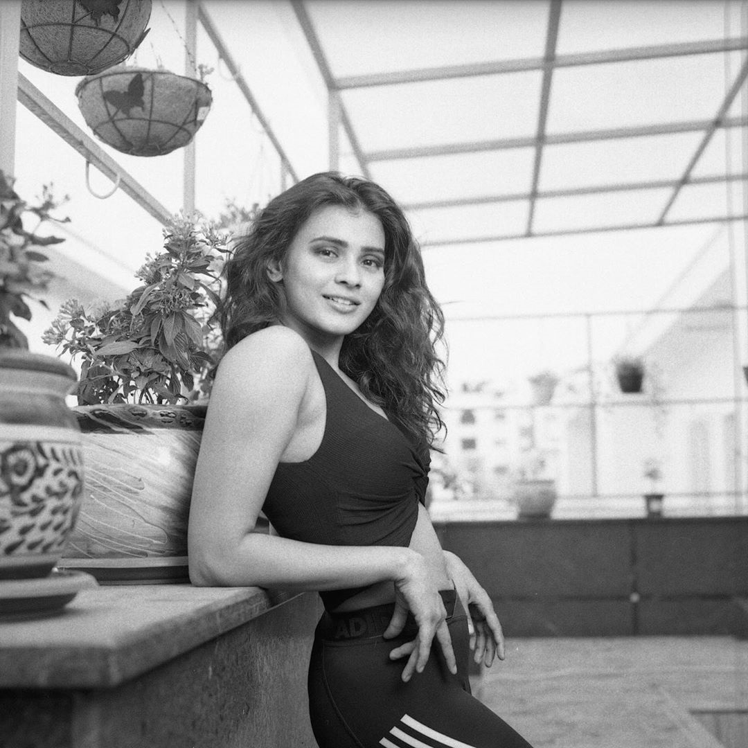 Hebah Patel Latest Hot Black And White Shoot