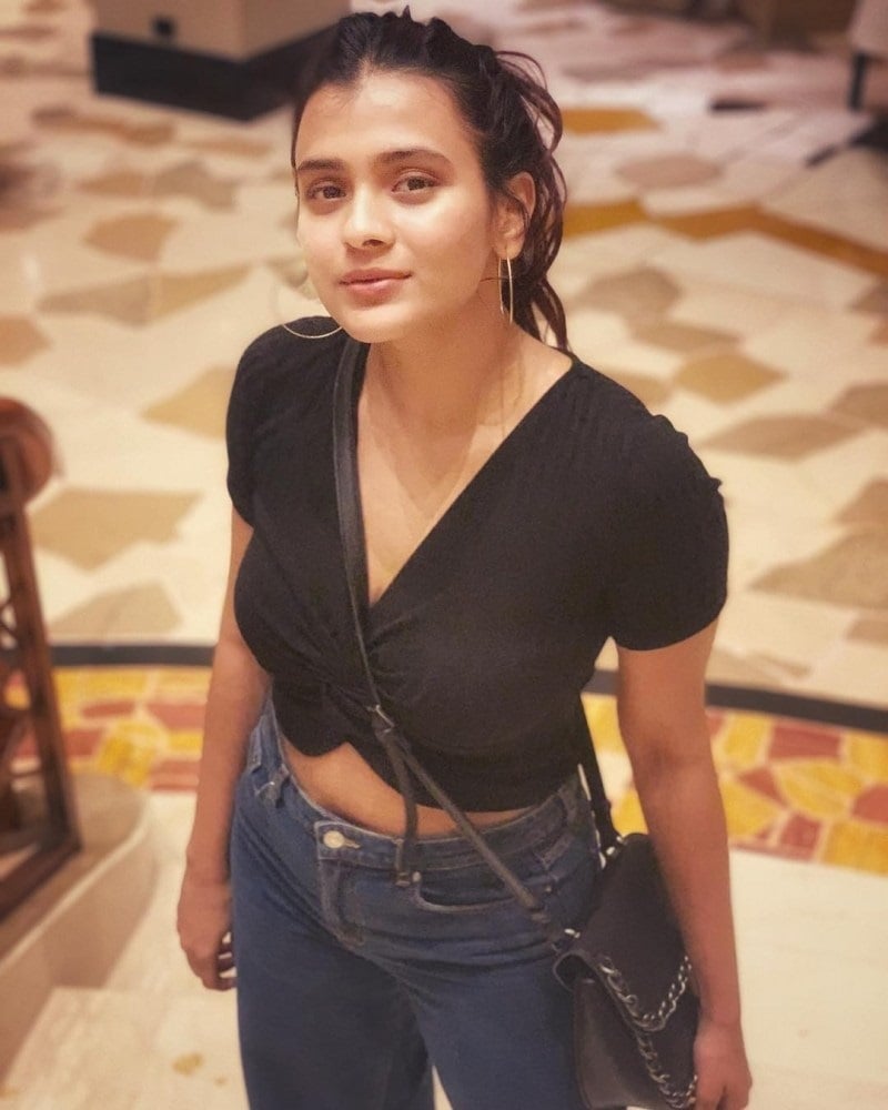 Hebah Patel Oozing Hotness To Next Level